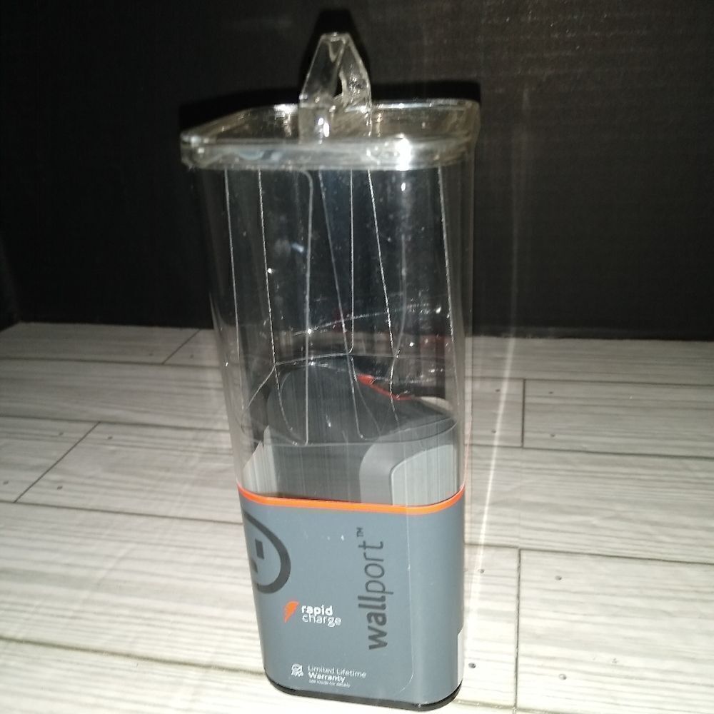 Ventev Wallport Dual USB Universal Charger Rapid Charge 5v 4.2A